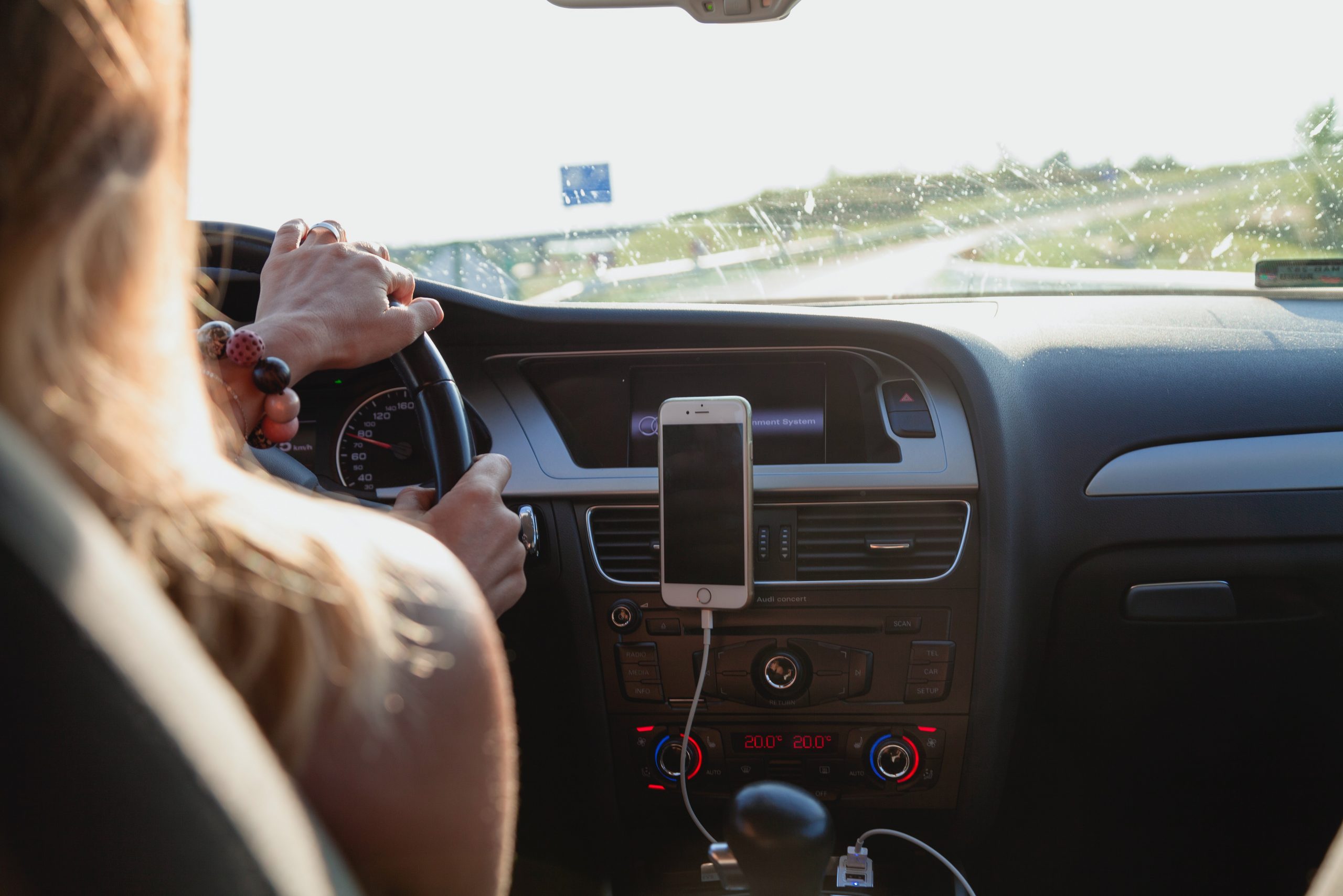 Solução Kovi Direção Segura identifica e prevê comportamentos de risco de motoristas de aplicativos