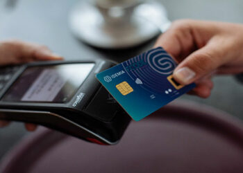 Brasileiros aprovam cartões de pagamento com biometria digital