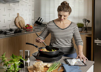 Tramontina lança cooktop com tecnologia IoT