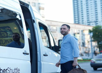 Uber Shuttle para Empresas começa a operar no Brasil