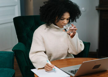 Magalu abre inscrições para curso de TI exclusivo para mulheres