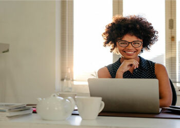 Avanade e DIO abrem vagas de estágio em TI exclusivas para mulheres