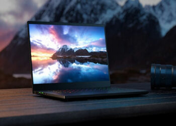 Razer anuncia laptop Blade 15 com display OLED de 240Hz