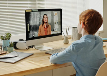 Locação de soluções tecnológicas é opção para escolas