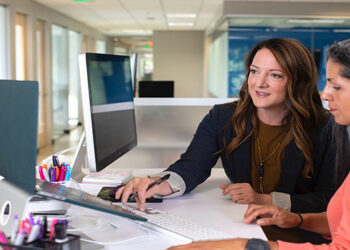 Cerca de 78% das mulheres já sofreram preconceitos na área de TI