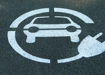 NeoCharge apresenta carregador portátil para veículos elétricos