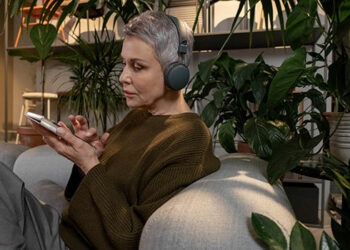 Dicas para profissionais 50+ se destacarem no setor de TI