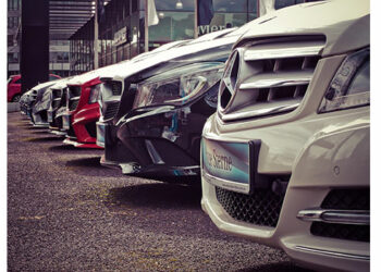 Carsales compra do Santander fatia adicional da Webmotors