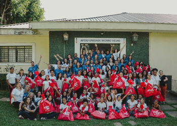 Fundação Casas Bahia e AFESU se unem para formar meninas em TI