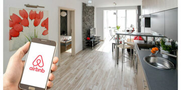 Airbnb lança Centro de Recursos Fiscais para anfitriões brasileiros