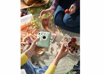 Fujifilm anuncia Instax Mini 12 no Brasil