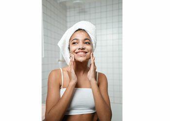 Bepantol Derma apresenta a assistente virtual Bê