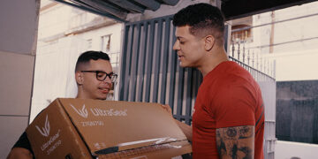 LG e Fluxo premiam internautas com setup novo