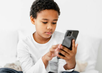 Dicas para a vida digital das crianças ser mais positiva