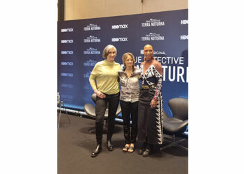 Jodie Foster está no Brasil para divulgar True Detective: Terra Noturna