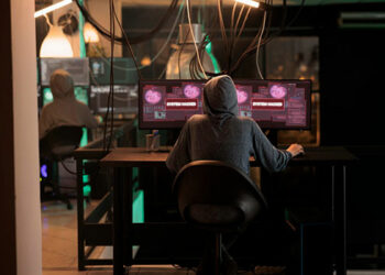 Deep web: como funciona a compra e venda de credenciais roubadas