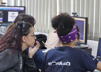 Vocação oferece vagas em curso de TI para jovens