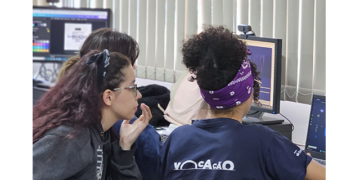 Vocação oferece vagas em curso de TI para jovens