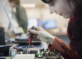 ABREE tem papel fundamental no descarte correto de eletroeletrônicos