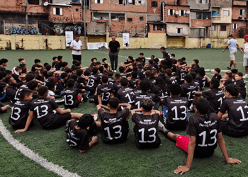 OPPO cria projeto comunitário de futebol na zona sul de São Paulo