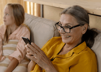 Idosos e segurança digital: como se proteger dos golpes mais comuns