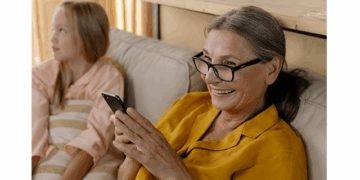 Idosos e segurança digital: como se proteger dos golpes mais comuns