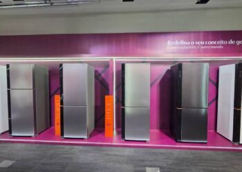 Brastemp apresenta nova geração de geladeiras com IA e design renovado