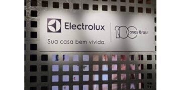 Electrolux celebra centenário na 1ª Bienal de Arquitetura Brasileira