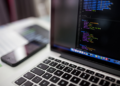 Santander e AWS oferecem bolsas em IA e nuvem para PMEs e Startups
